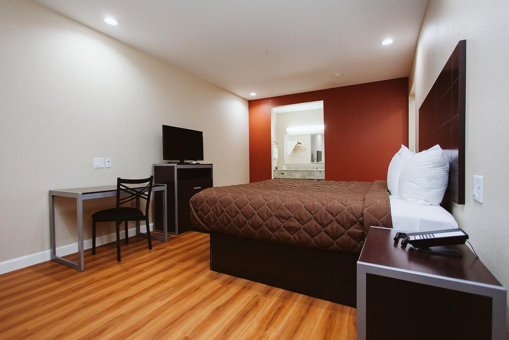 Jersey Village Palace Inn 290 & Jones Rd מראה חיצוני תמונה