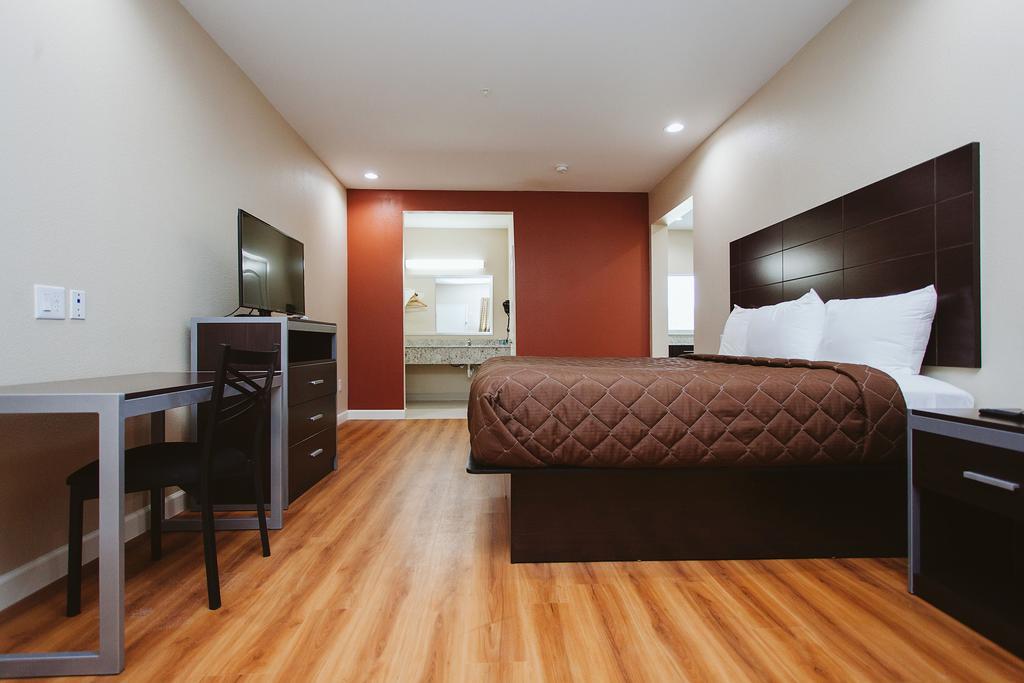 Jersey Village Palace Inn 290 & Jones Rd מראה חיצוני תמונה