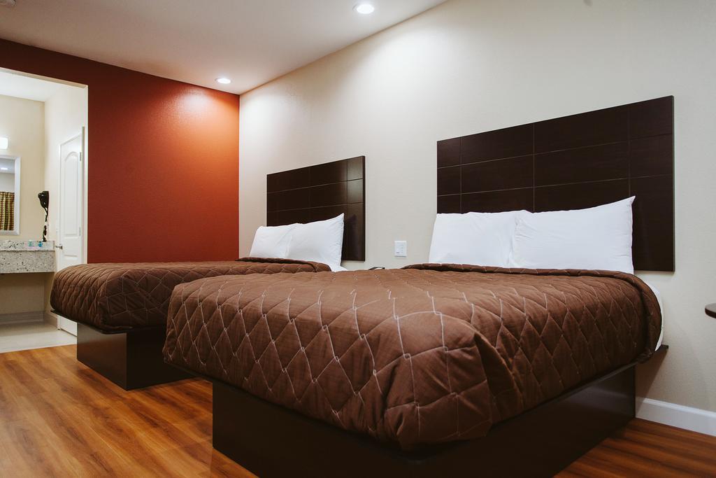 Jersey Village Palace Inn 290 & Jones Rd מראה חיצוני תמונה